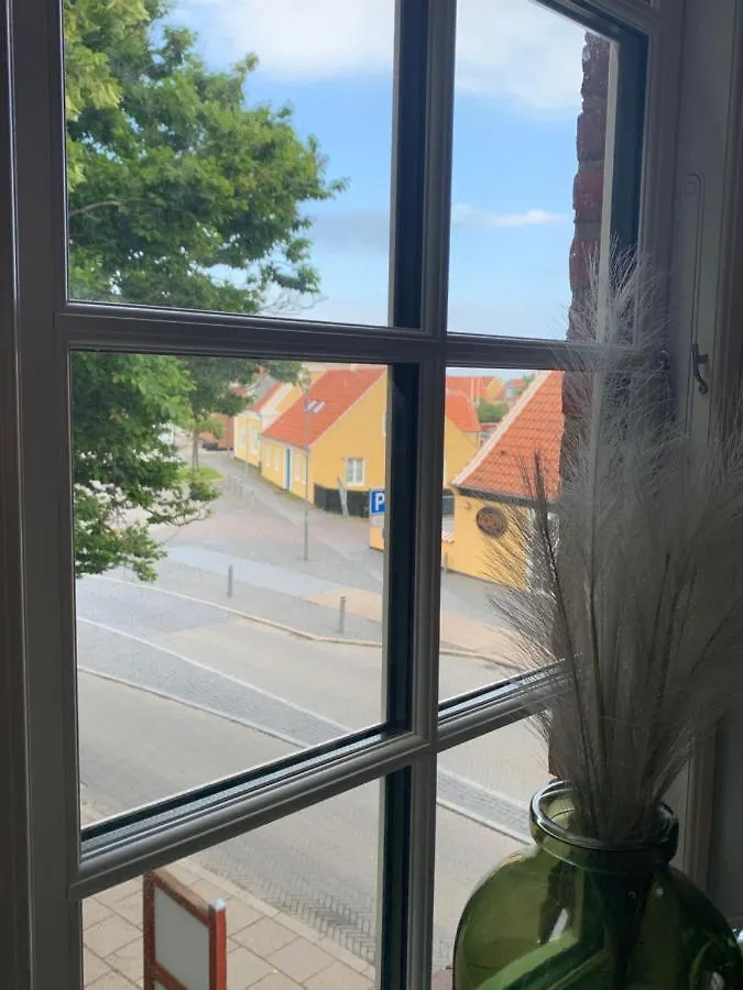 Ferie Lejlighed I Skagen -Huset Med Den Gronne Dor Apartment
