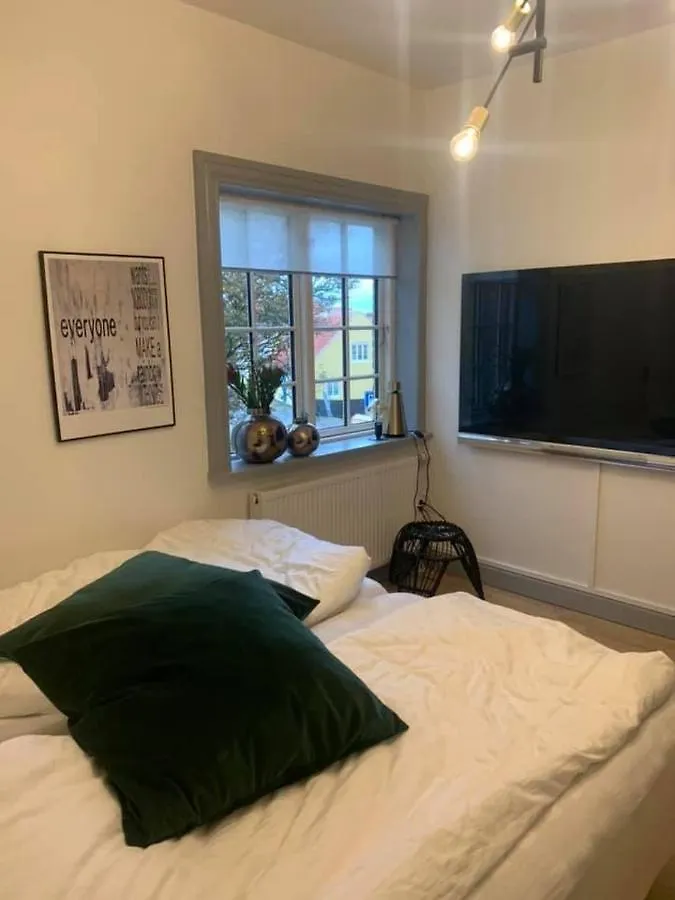 Ferie Lejlighed I Skagen -Huset Med Den Gronne Dor